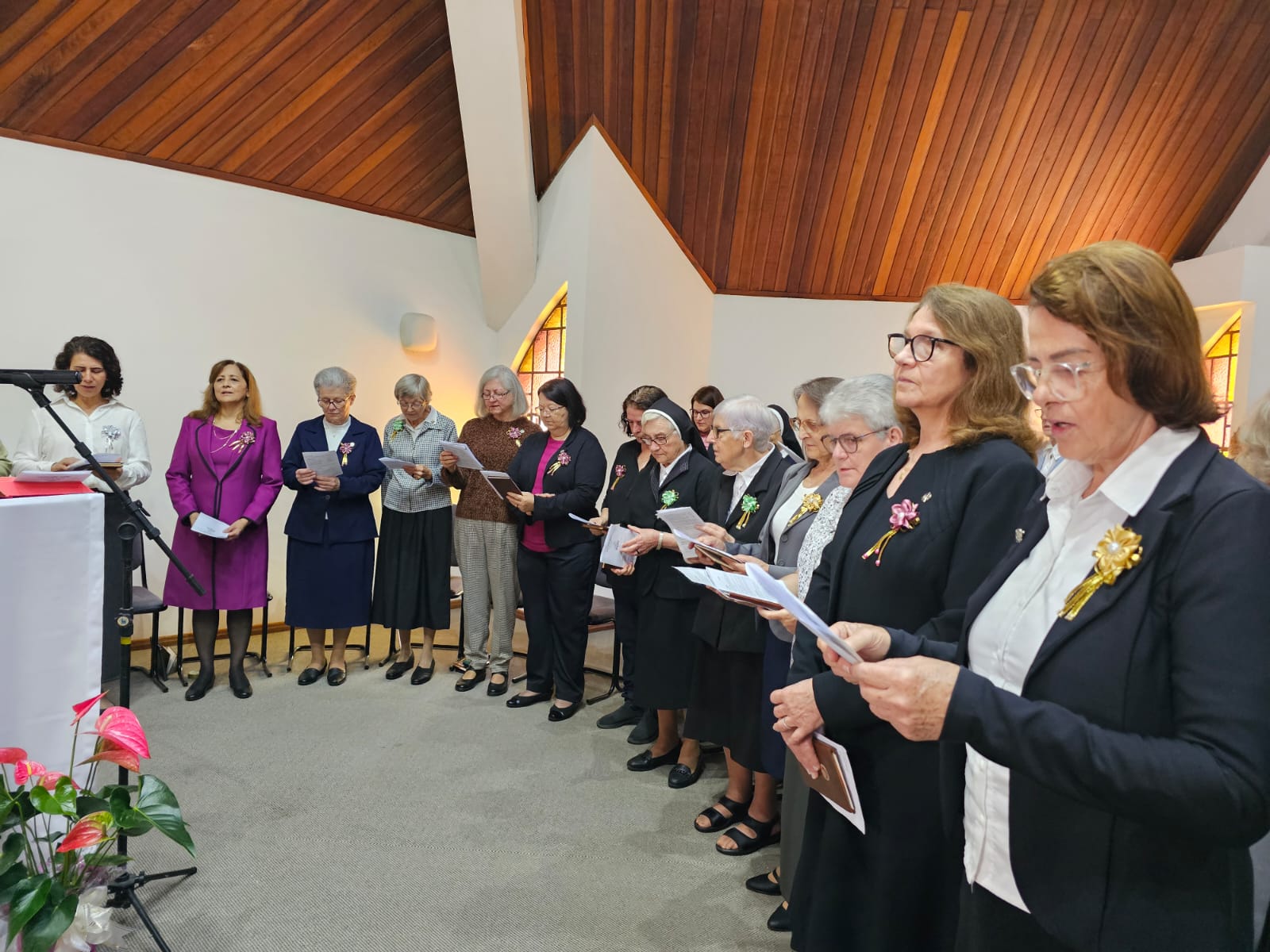 Retiro Anual das Irmãs Escolares: Um Jardim Regado pela Esperança